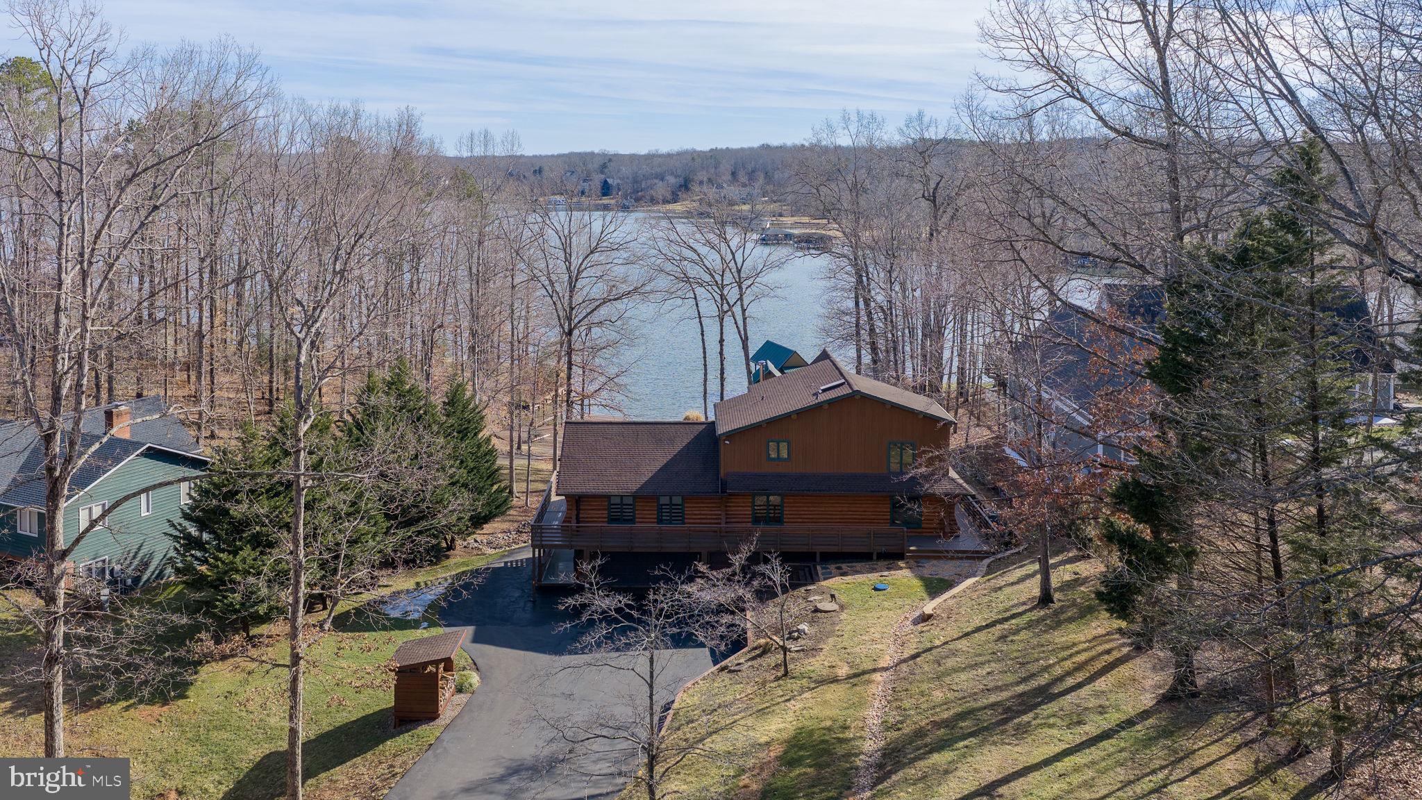 WYNDEMERE - Residential