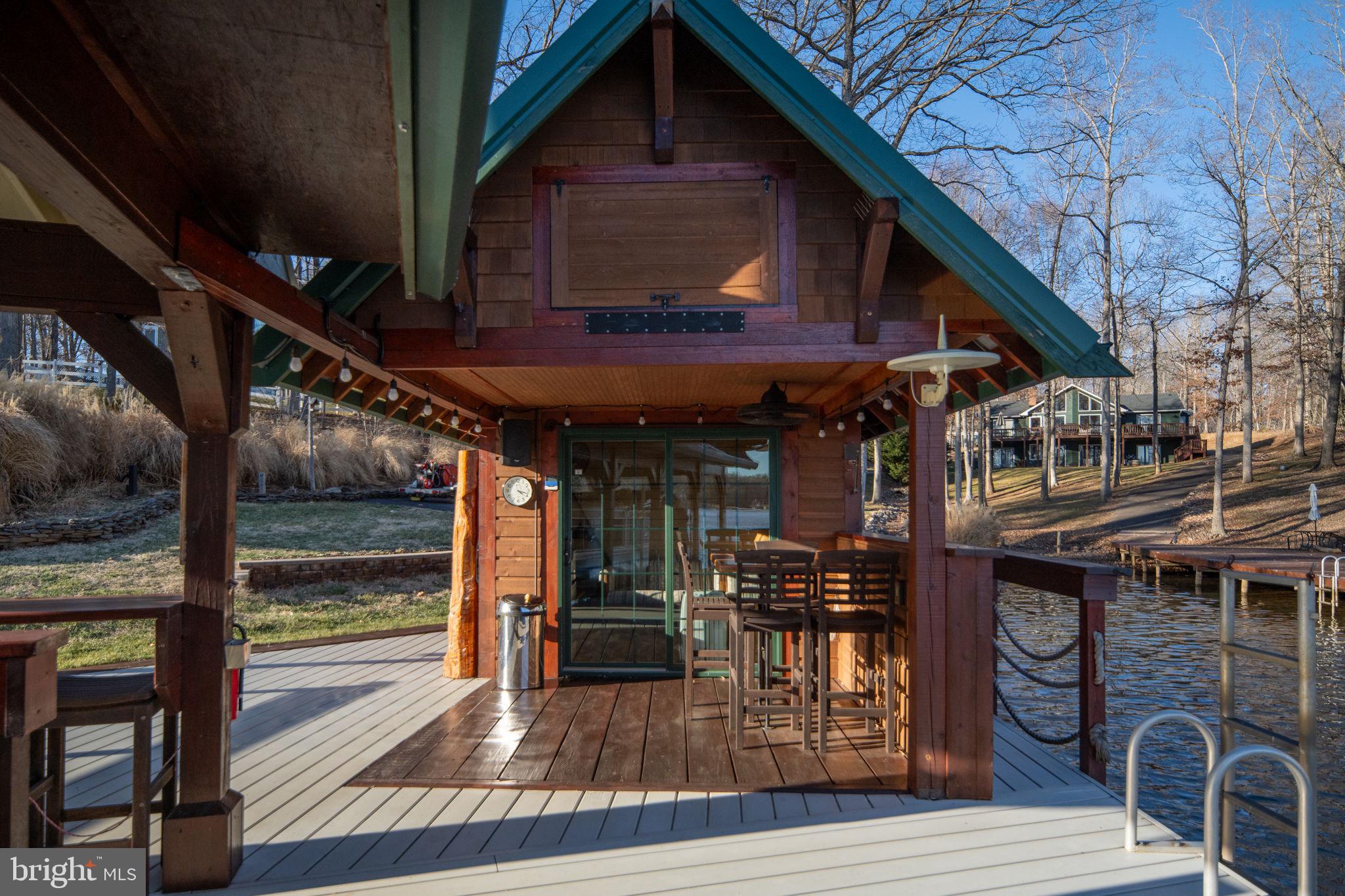 WYNDEMERE - Residential