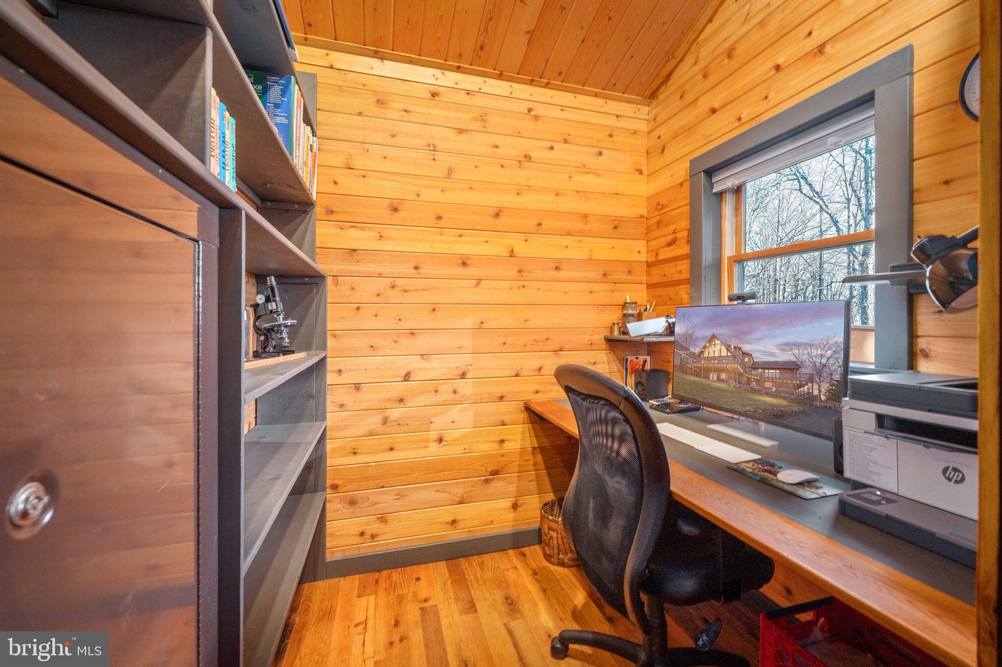 WYNDEMERE - Residential