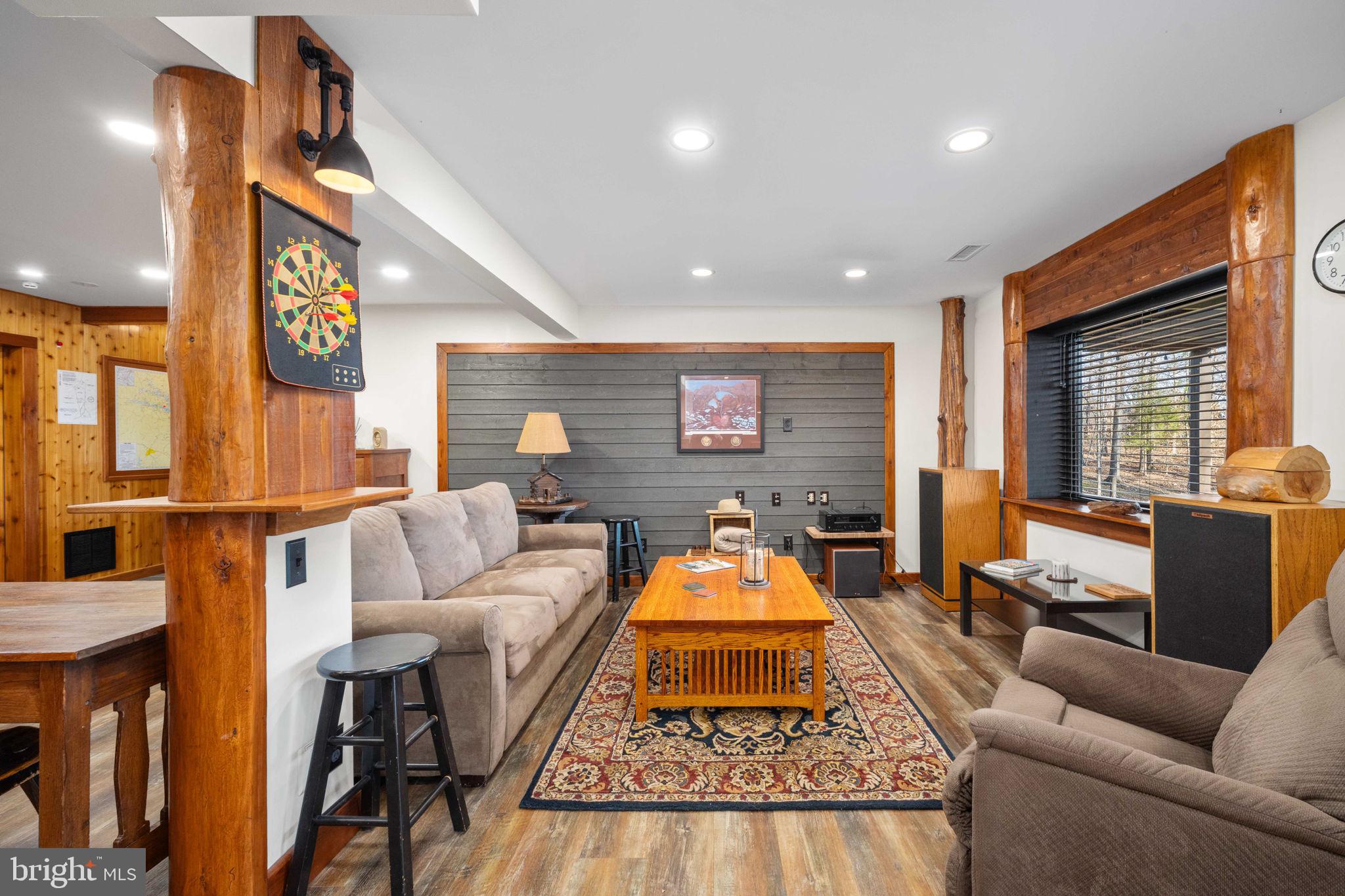 WYNDEMERE - Residential