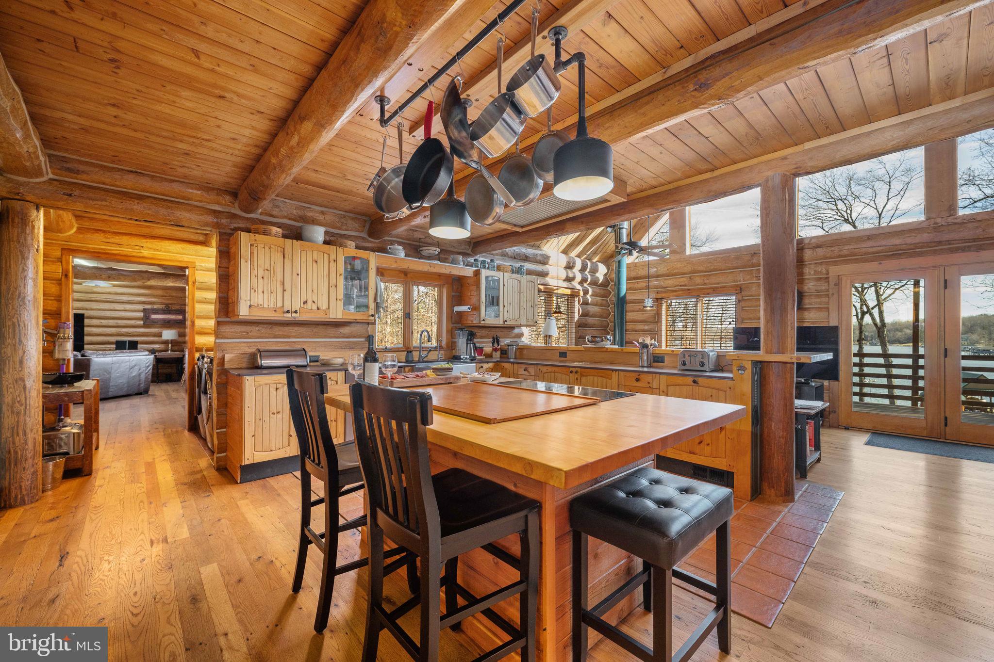 WYNDEMERE - Residential