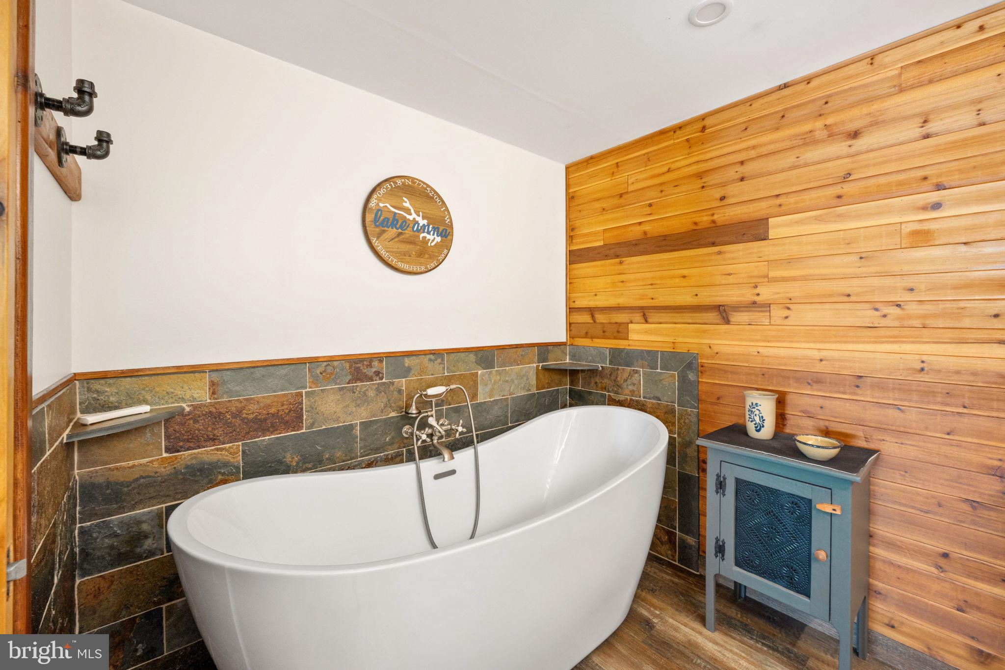 WYNDEMERE - Residential