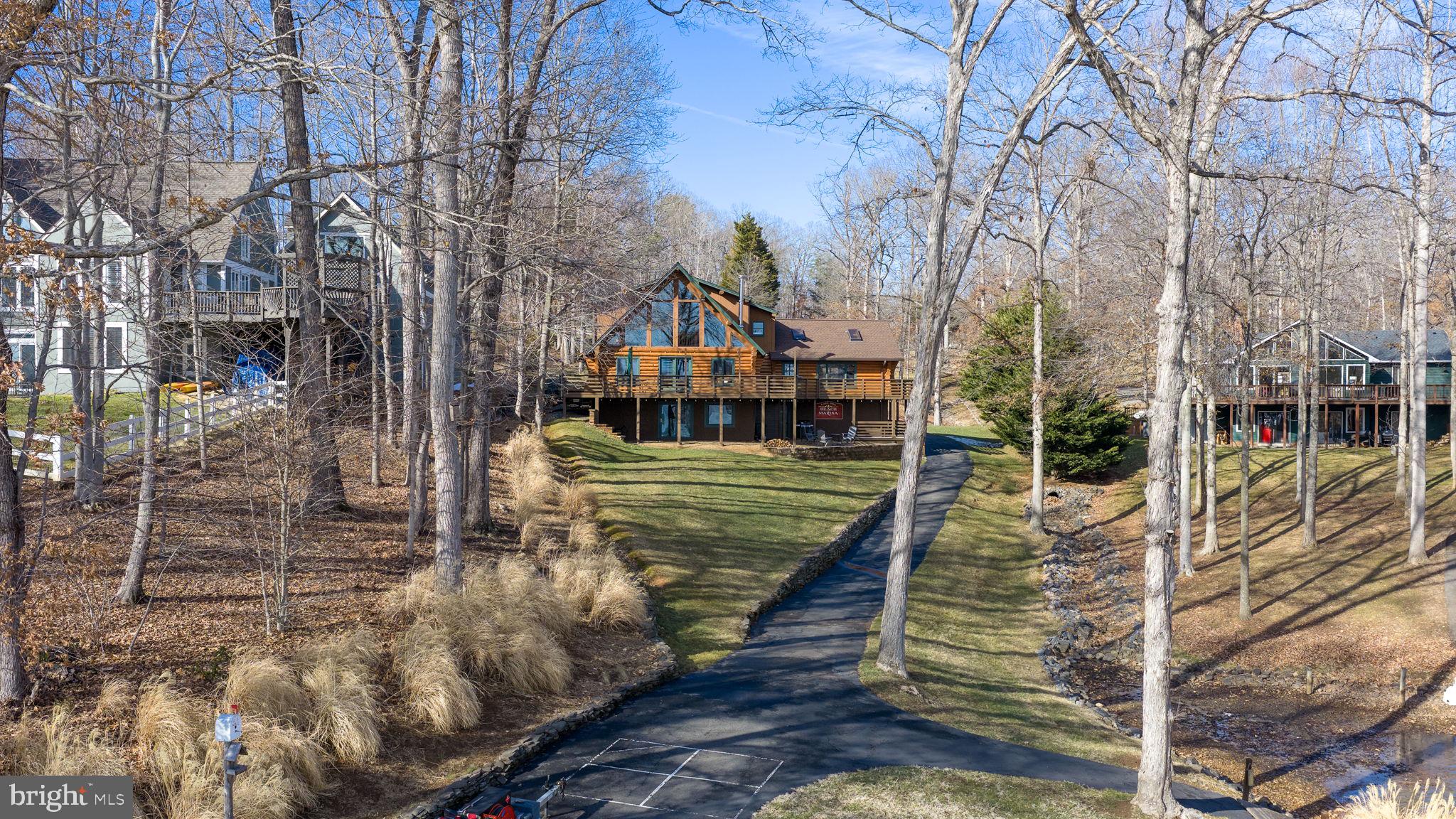 WYNDEMERE - Residential