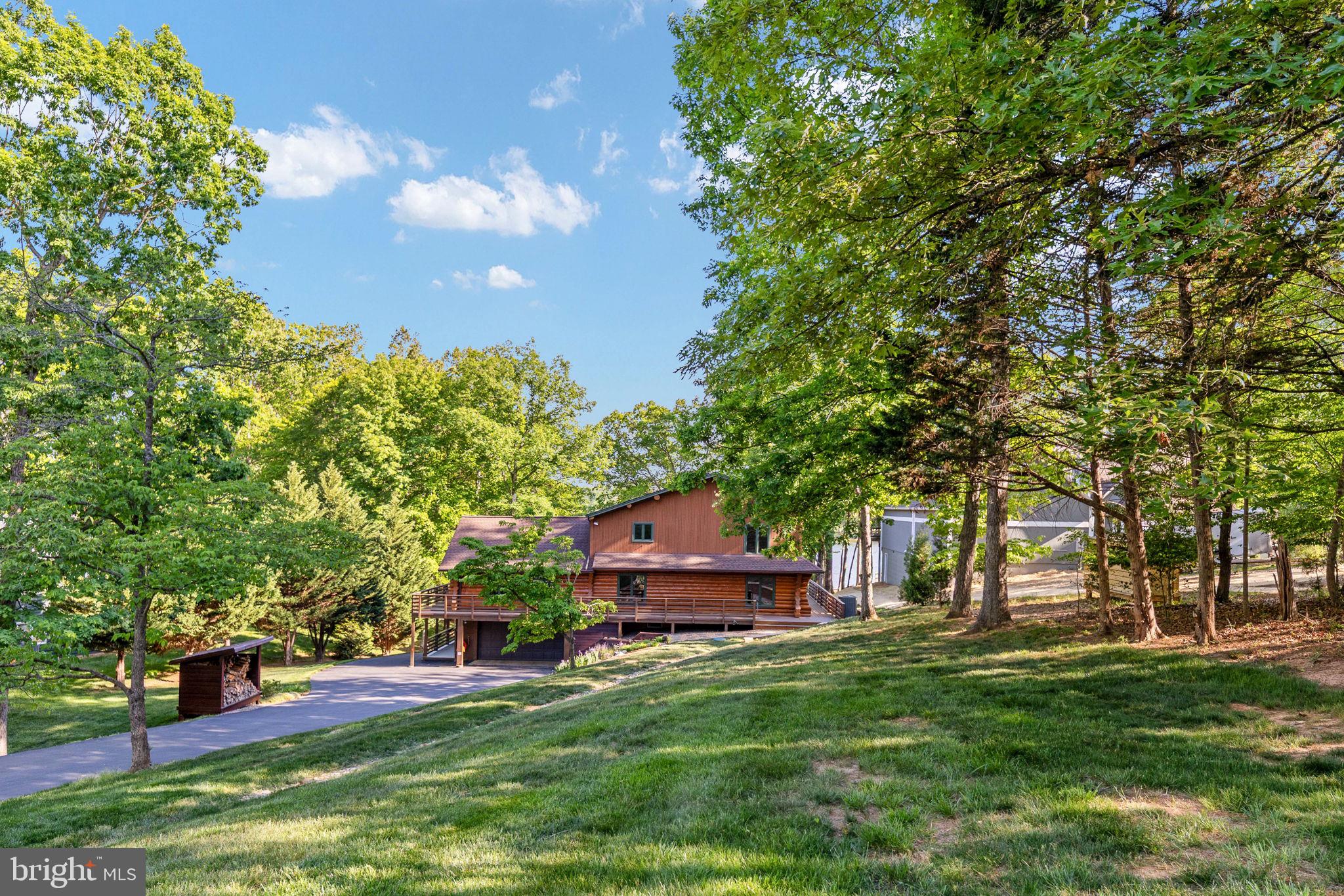 WYNDEMERE - Residential