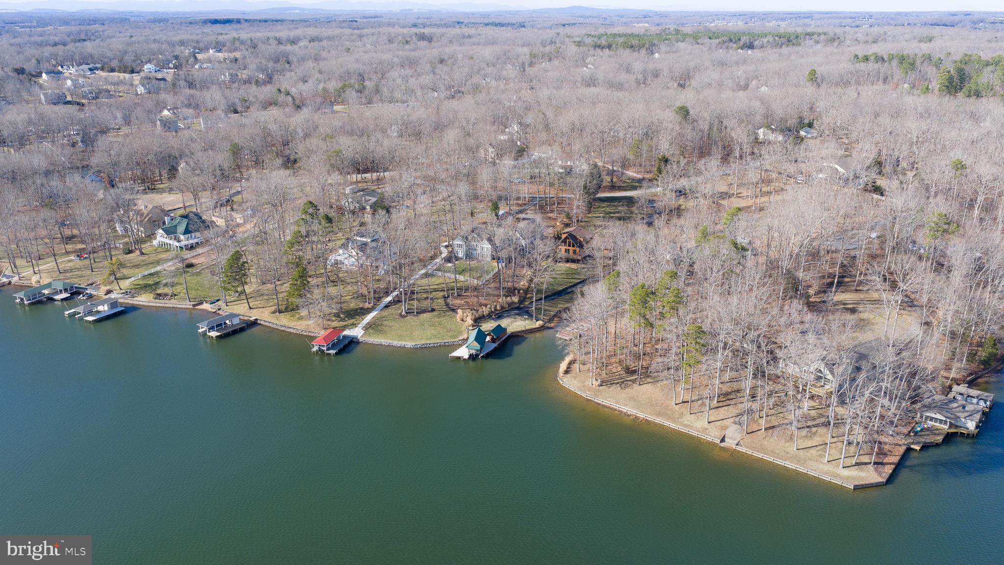 WYNDEMERE - Residential