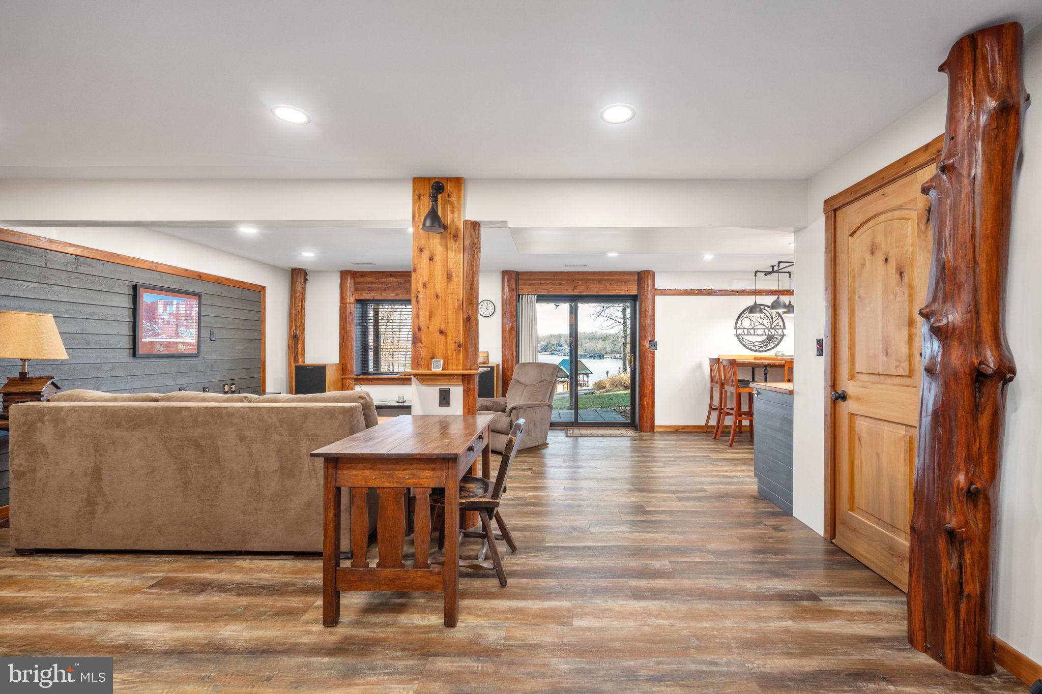 WYNDEMERE - Residential