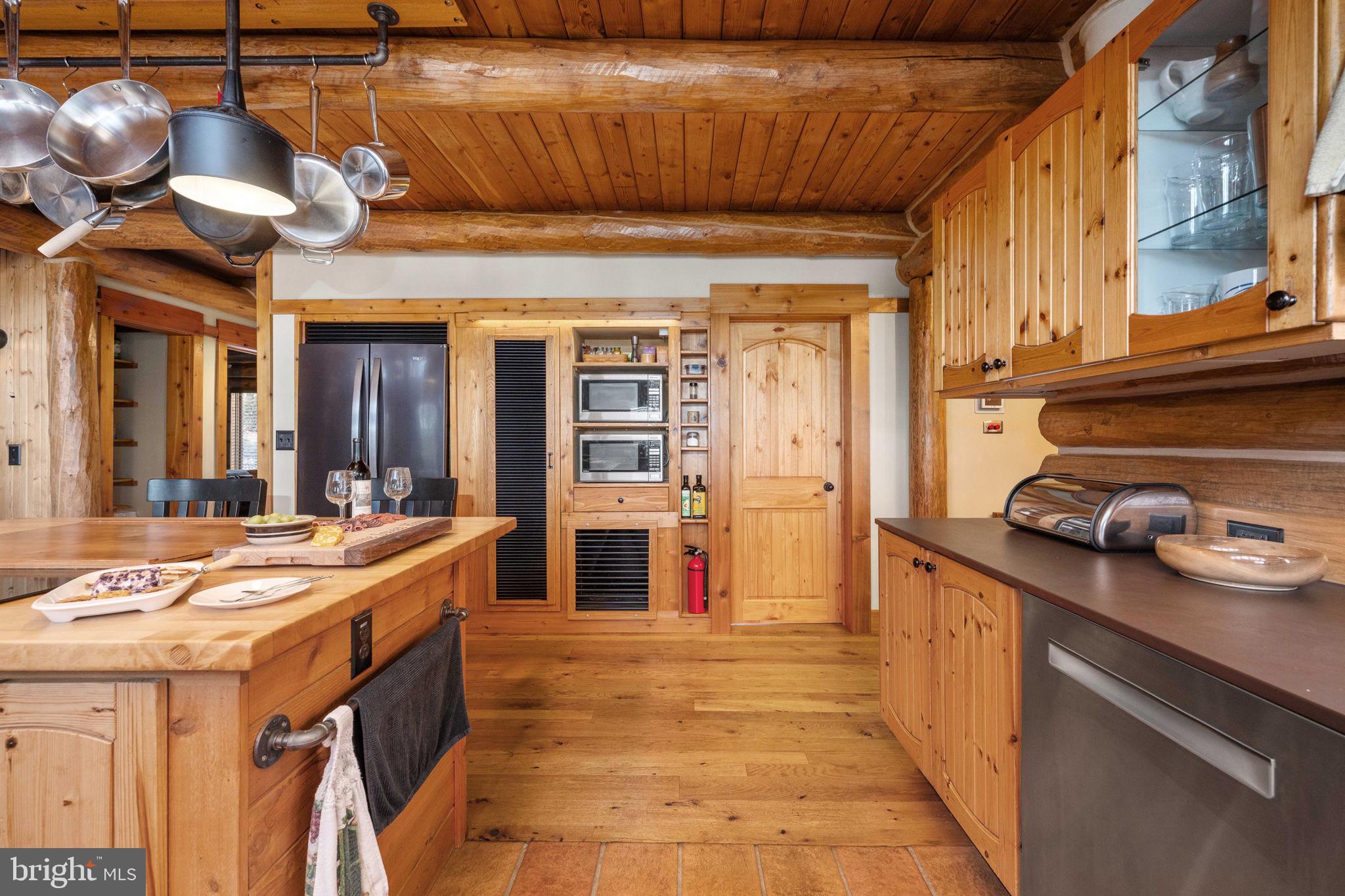 WYNDEMERE - Residential