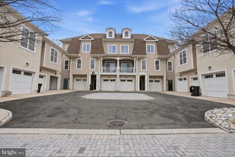Condo For Sale - 707 Abby Road<br/> MIDDLETOWN, NJ 07748