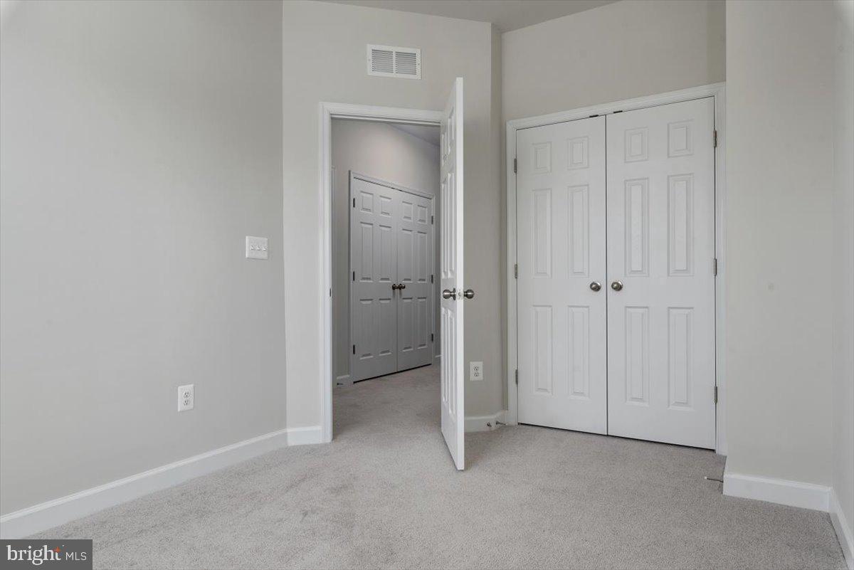 GLENARDEN - Residential Lease