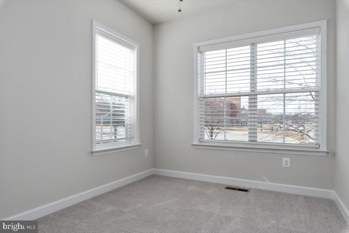 GLENARDEN - Residential Lease