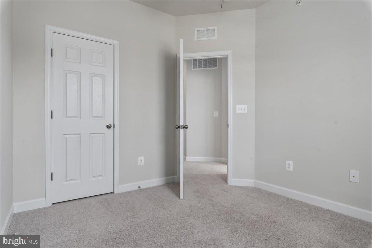 GLENARDEN - Residential Lease