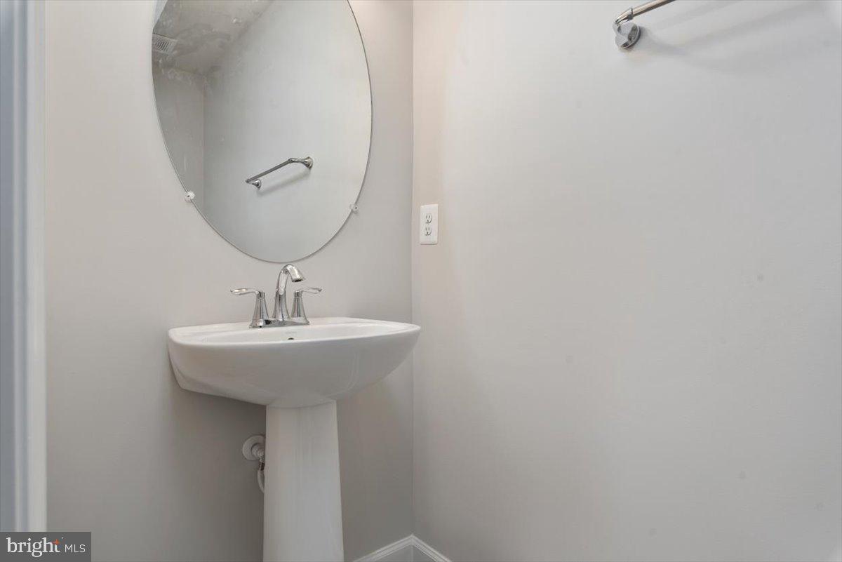 GLENARDEN - Residential Lease