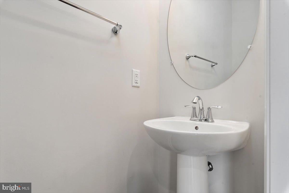 GLENARDEN - Residential Lease