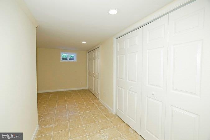 BROYHILL FOREST - Residential Lease