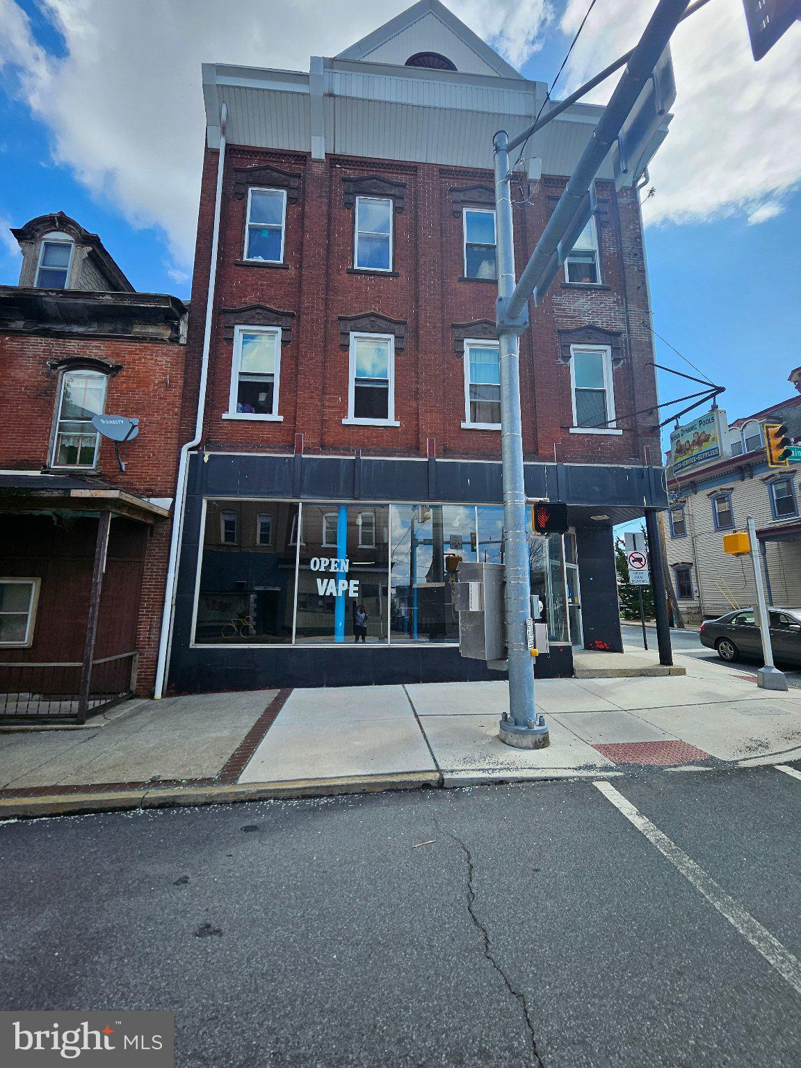 232 E CHURCH STREET 1ST FLOOR