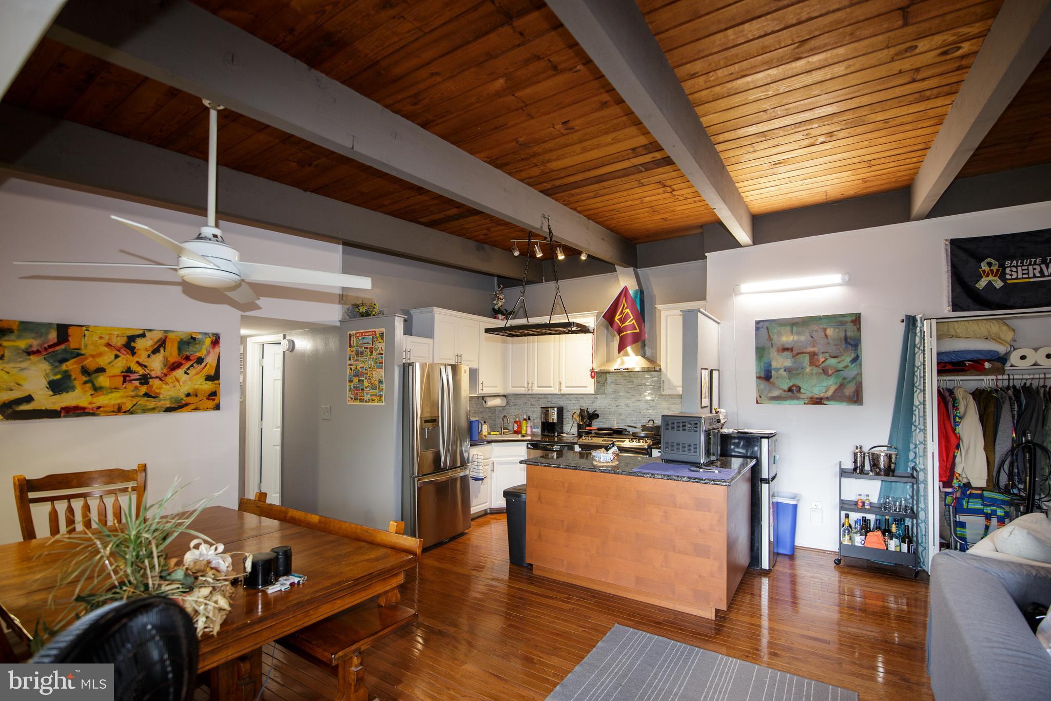 MCLEAN HILLS - Residential Lease