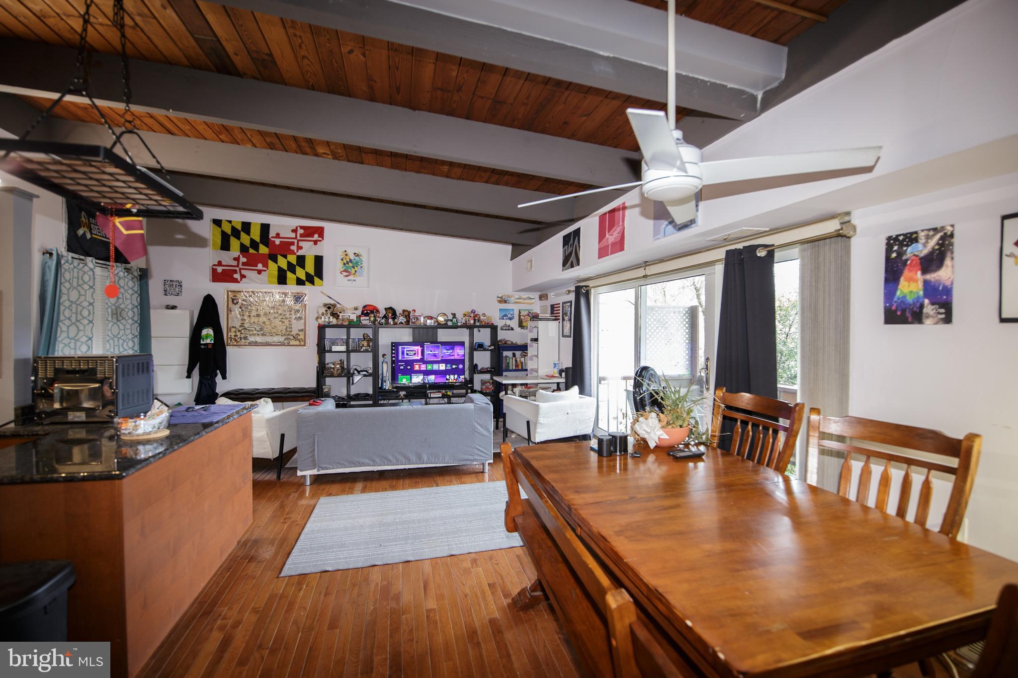 MCLEAN HILLS - Residential Lease