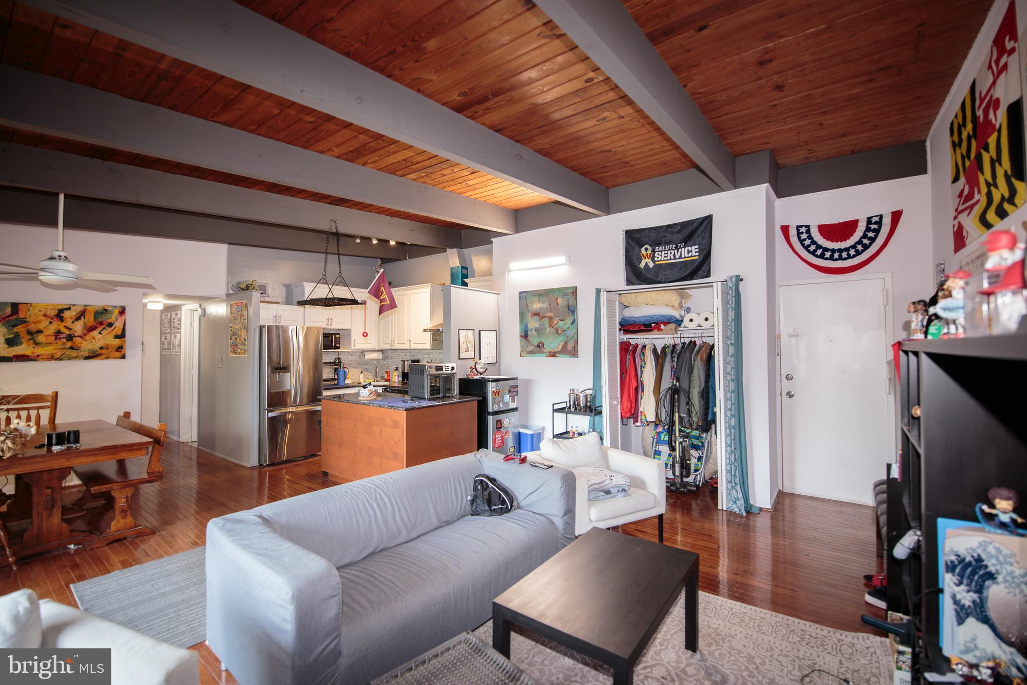 MCLEAN HILLS - Residential Lease