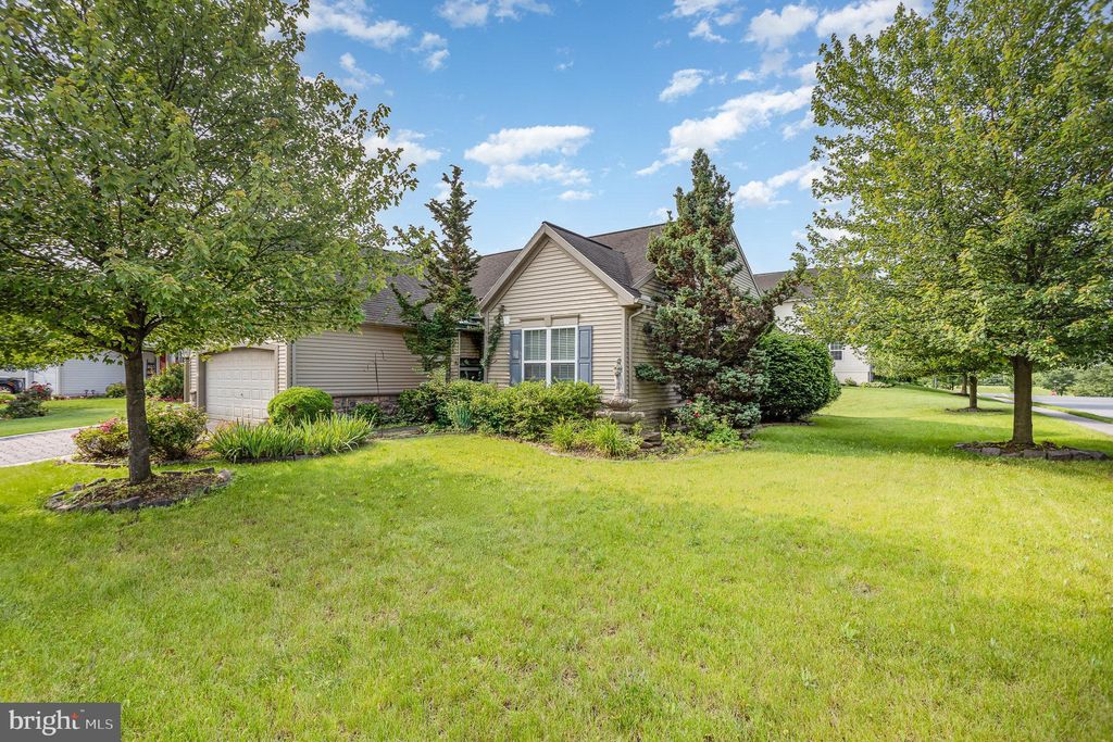 Photo of 333 Hollow View, MANHEIM, PA 17545 (MLS # PALA2063844)