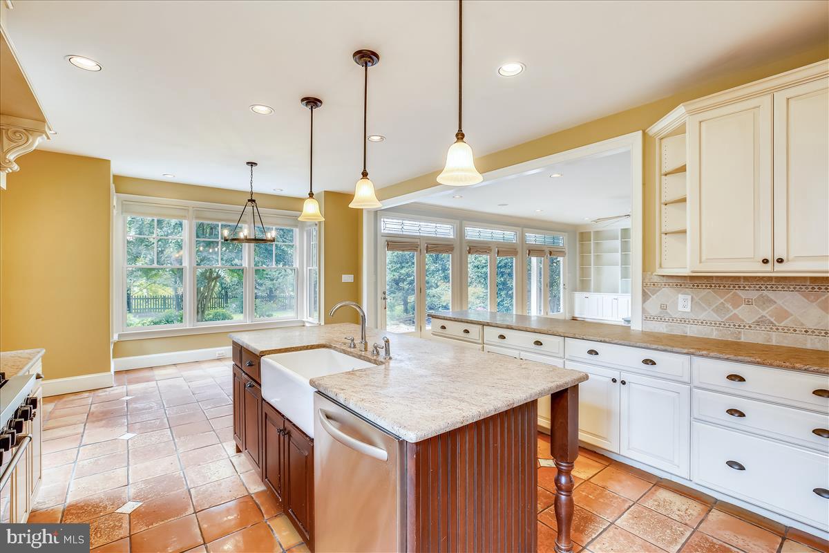 GARRETT PARK - Residential