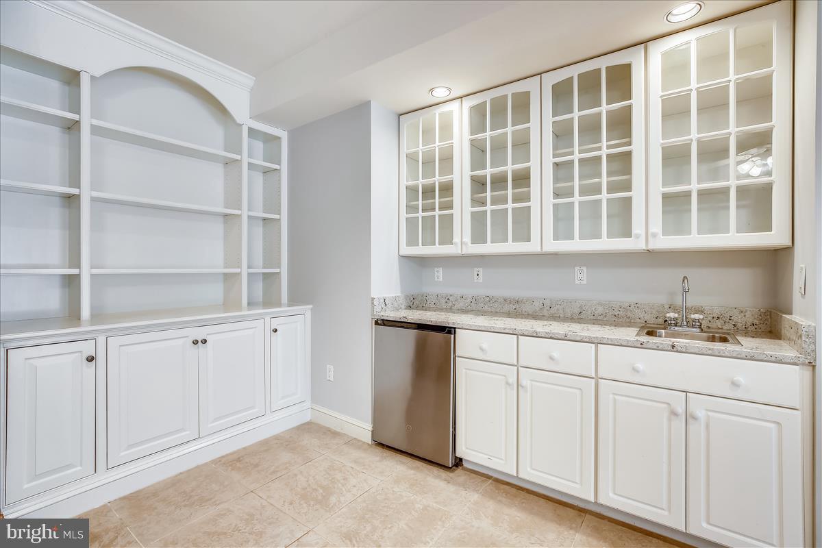 GARRETT PARK - Residential