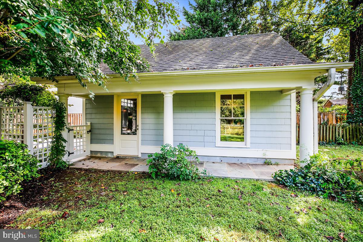 GARRETT PARK - Residential