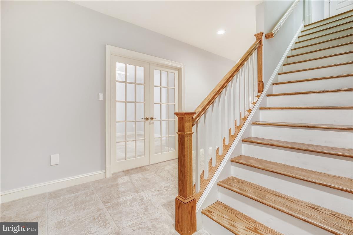 GARRETT PARK - Residential