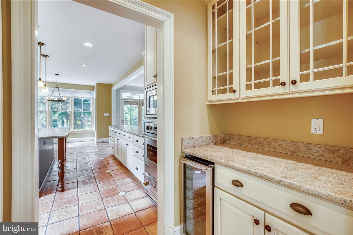 GARRETT PARK - Residential