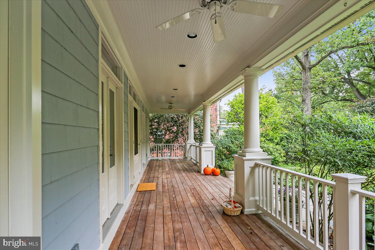 GARRETT PARK - Residential