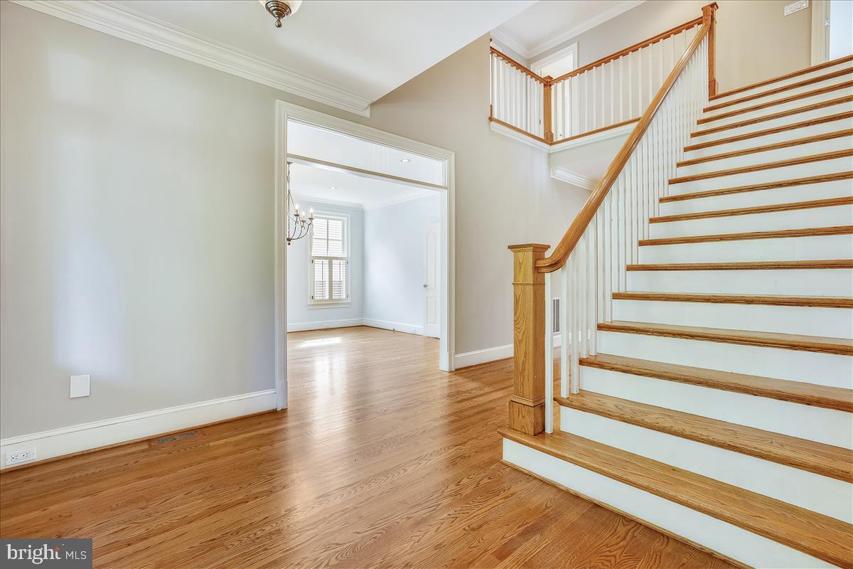 GARRETT PARK - Residential