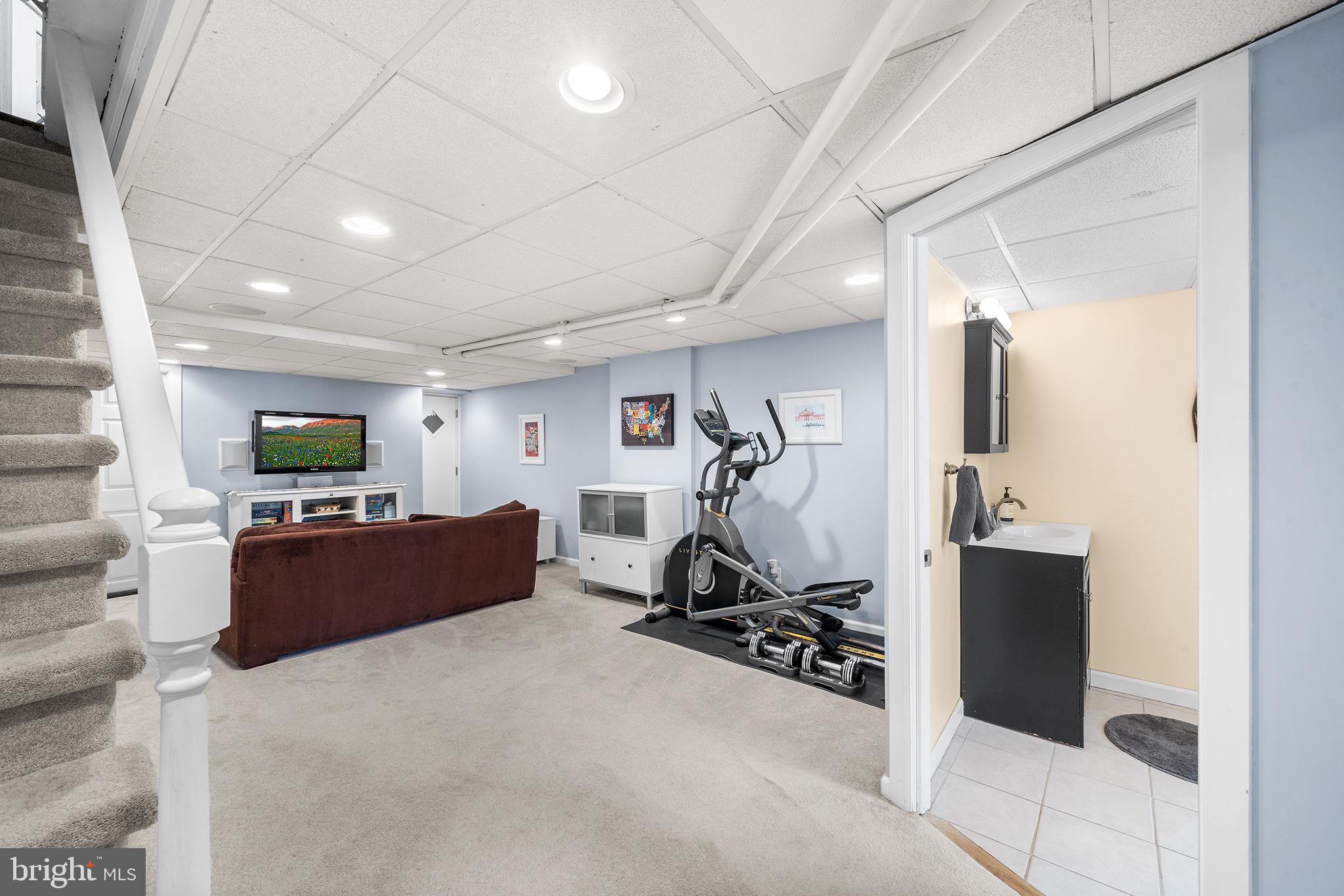 ROXBOROUGH - Residential