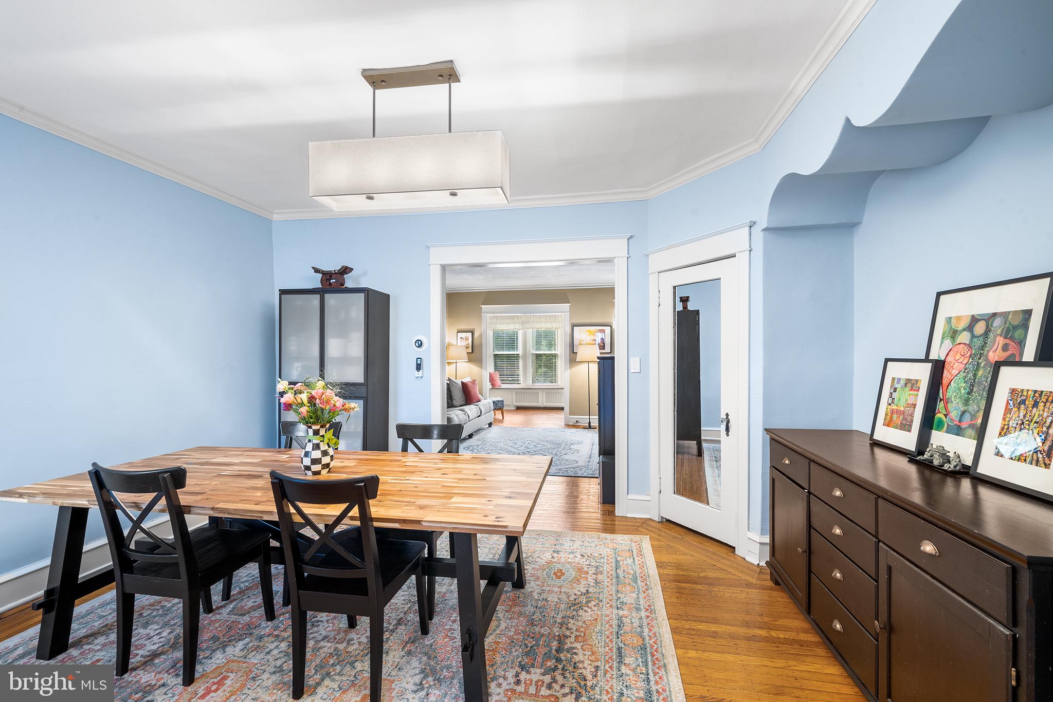 ROXBOROUGH - Residential