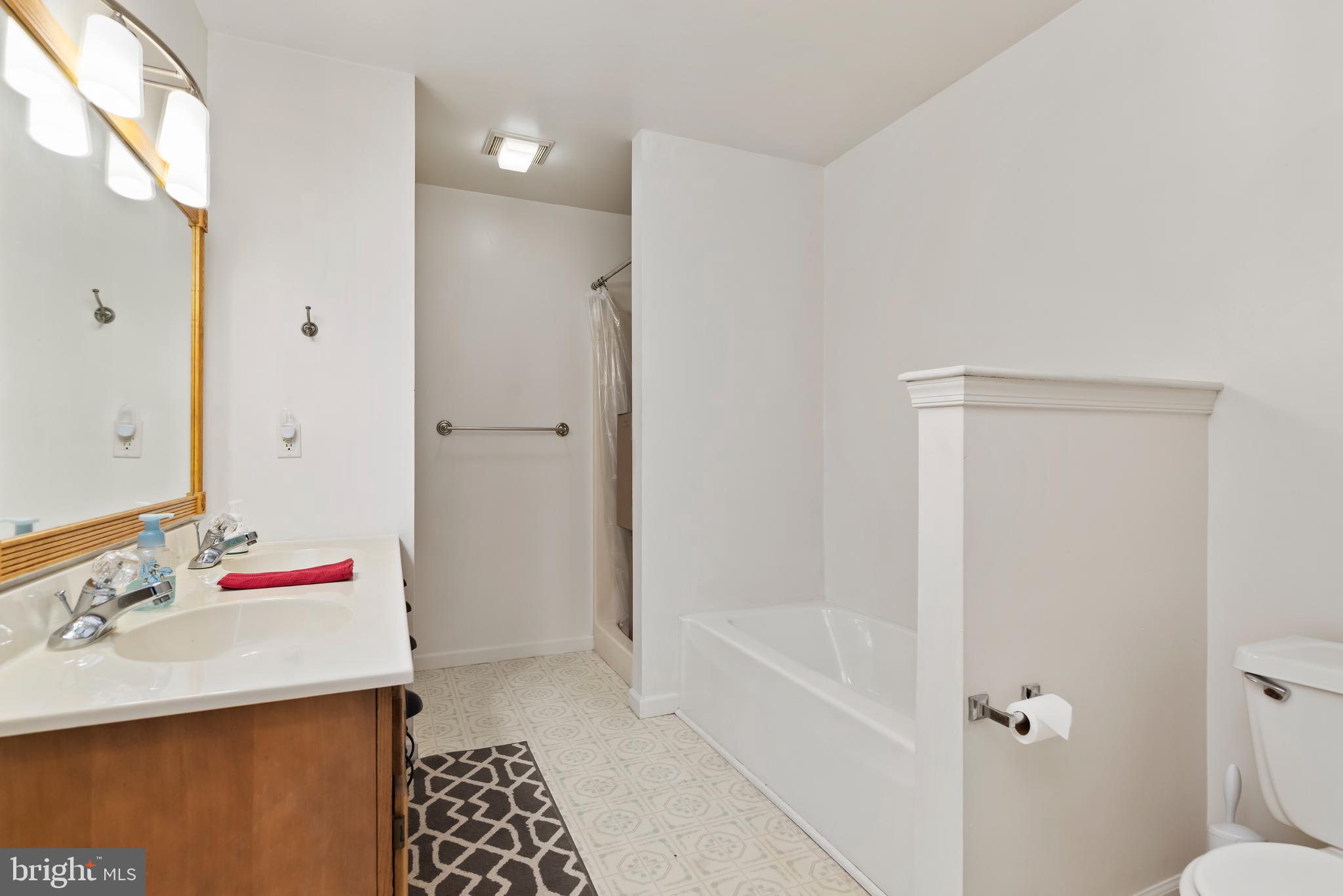 STONEBRIDGE CROSSING - Residential