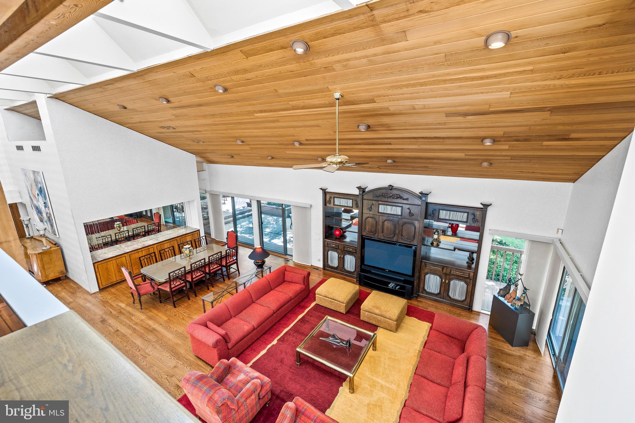 LEISURE HILL - Residential