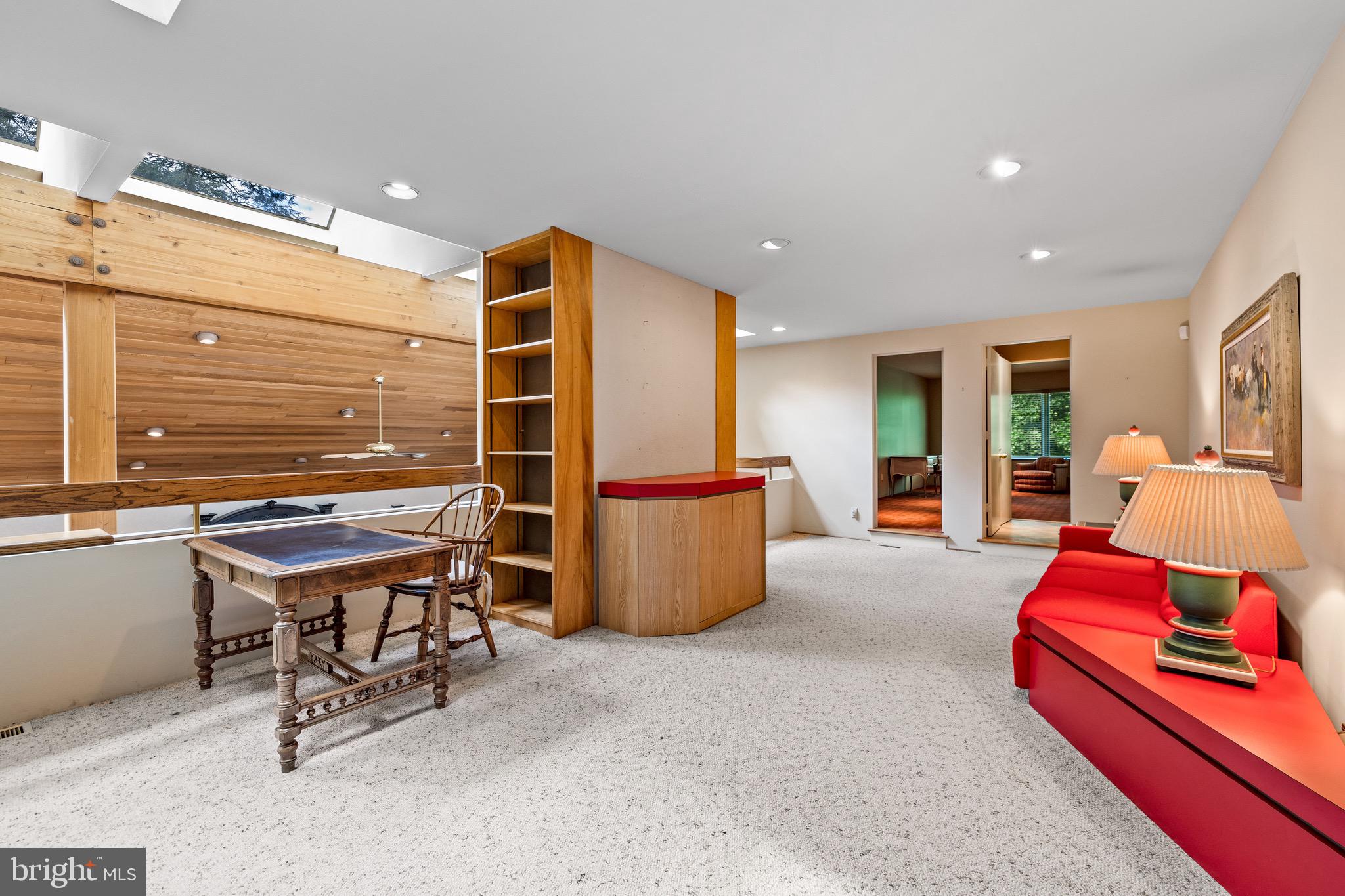 LEISURE HILL - Residential