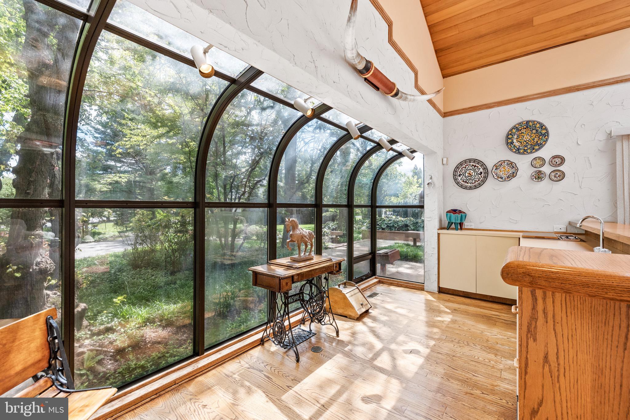 LEISURE HILL - Residential