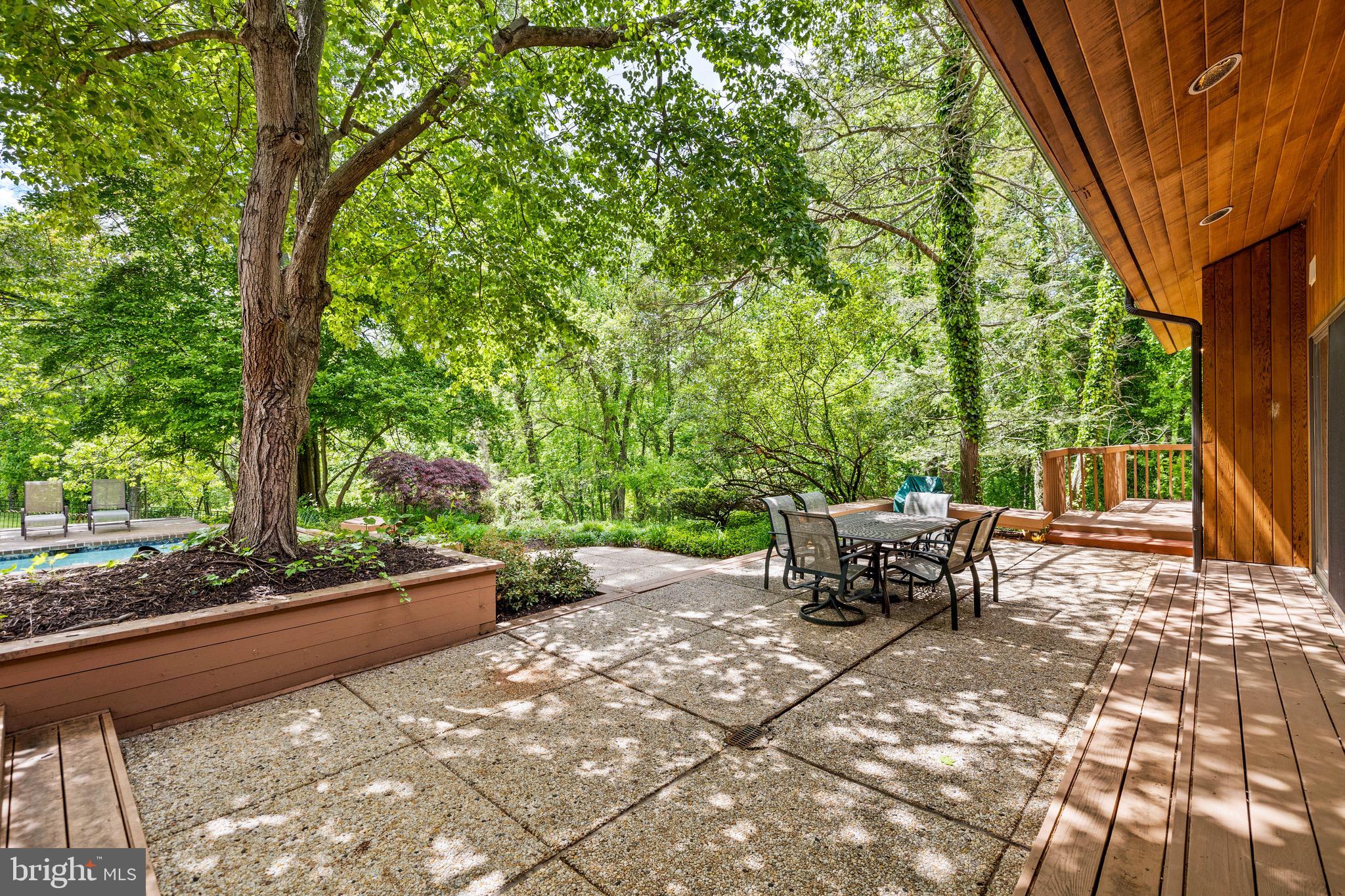 LEISURE HILL - Residential