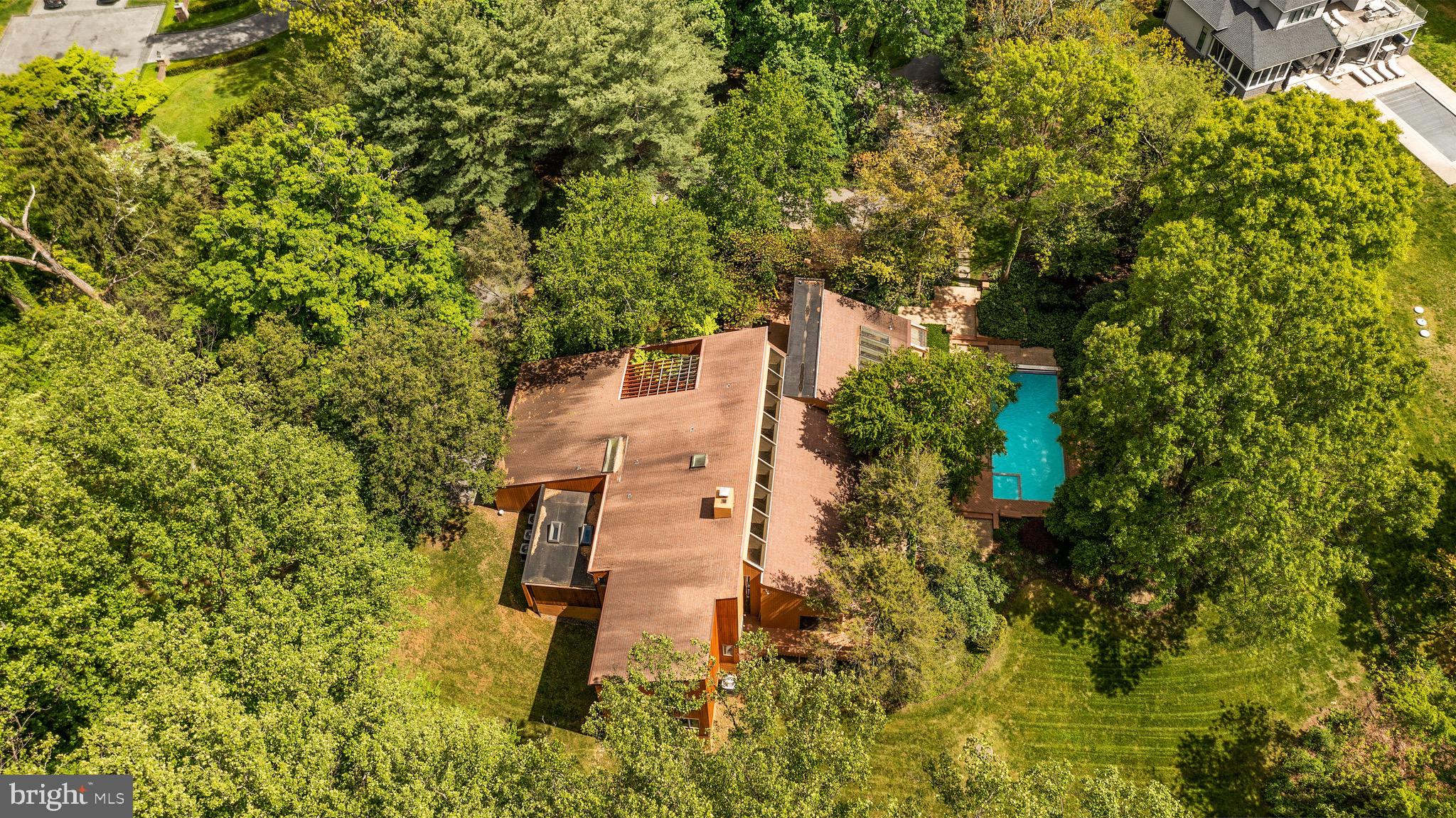 LEISURE HILL - Residential