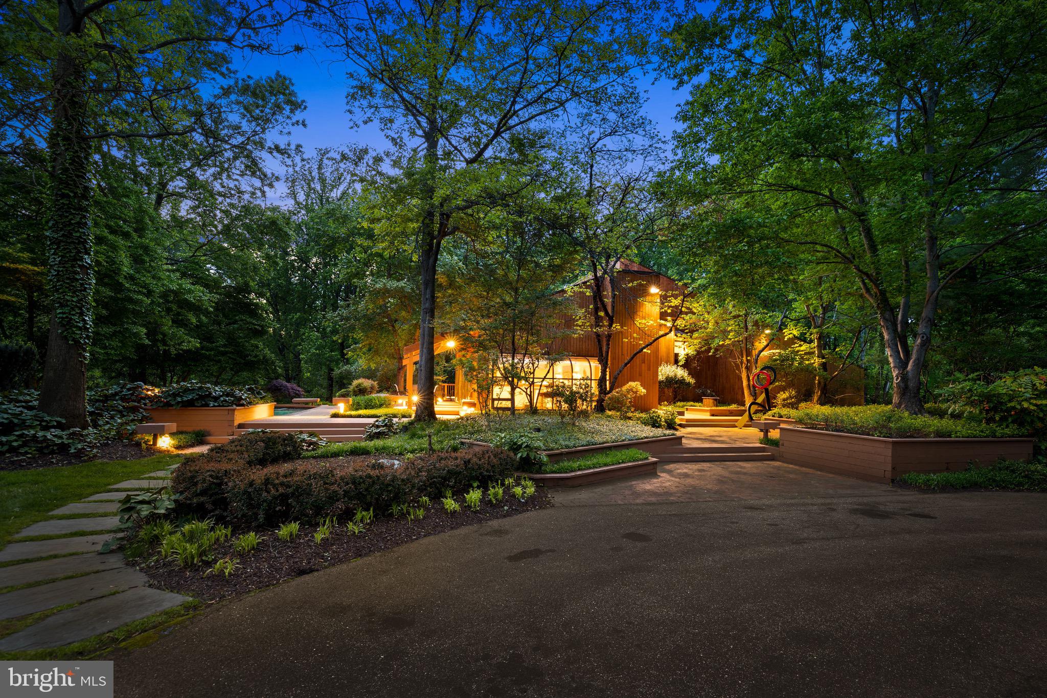 LEISURE HILL - Residential