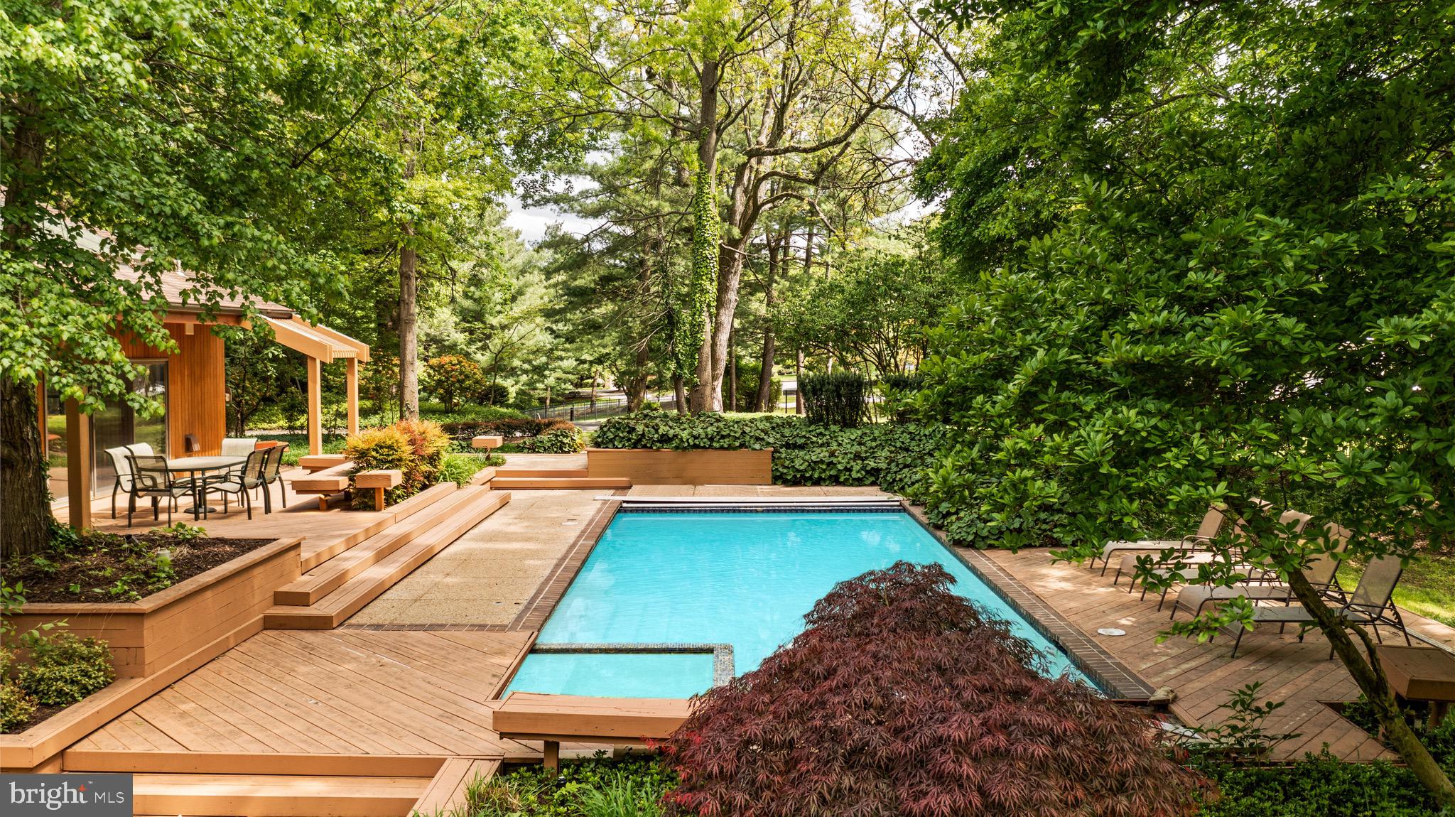 LEISURE HILL - Residential