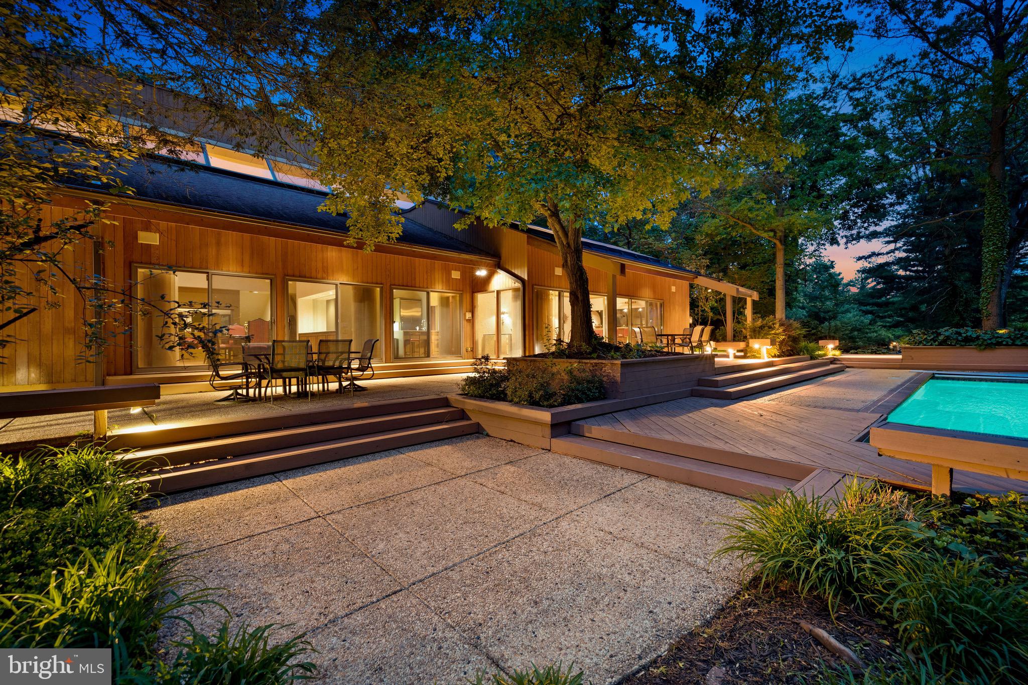 LEISURE HILL - Residential