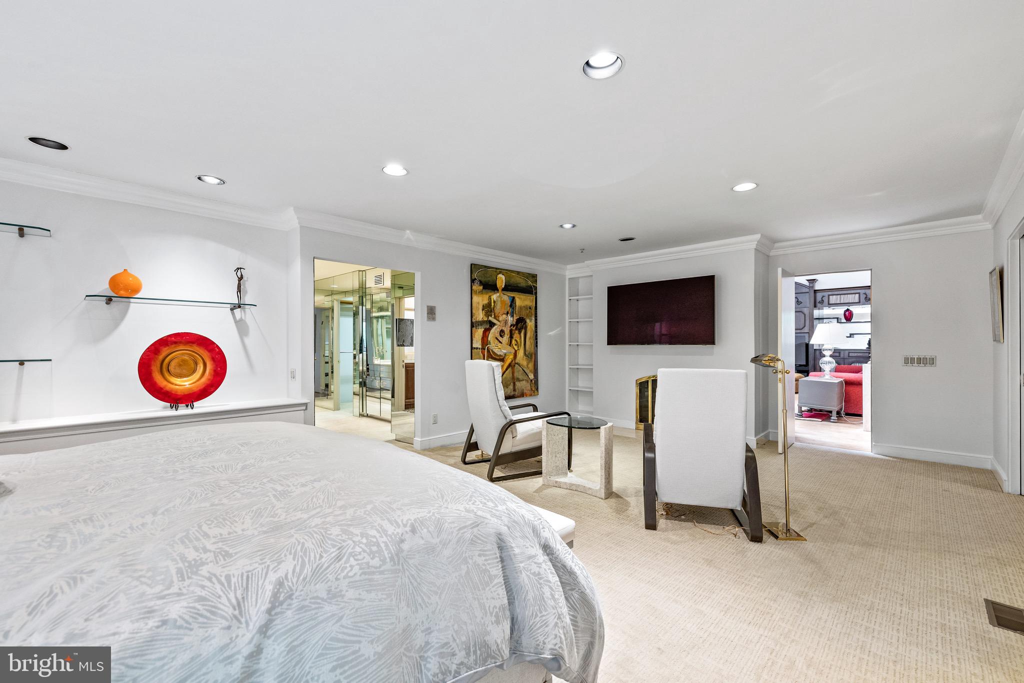 LEISURE HILL - Residential