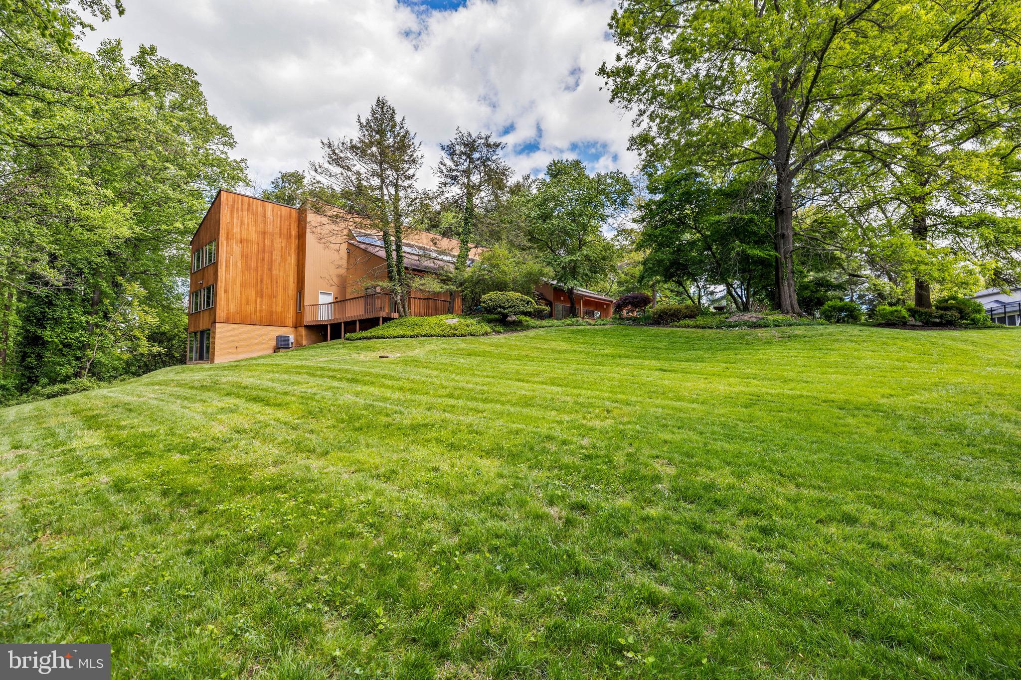 LEISURE HILL - Residential