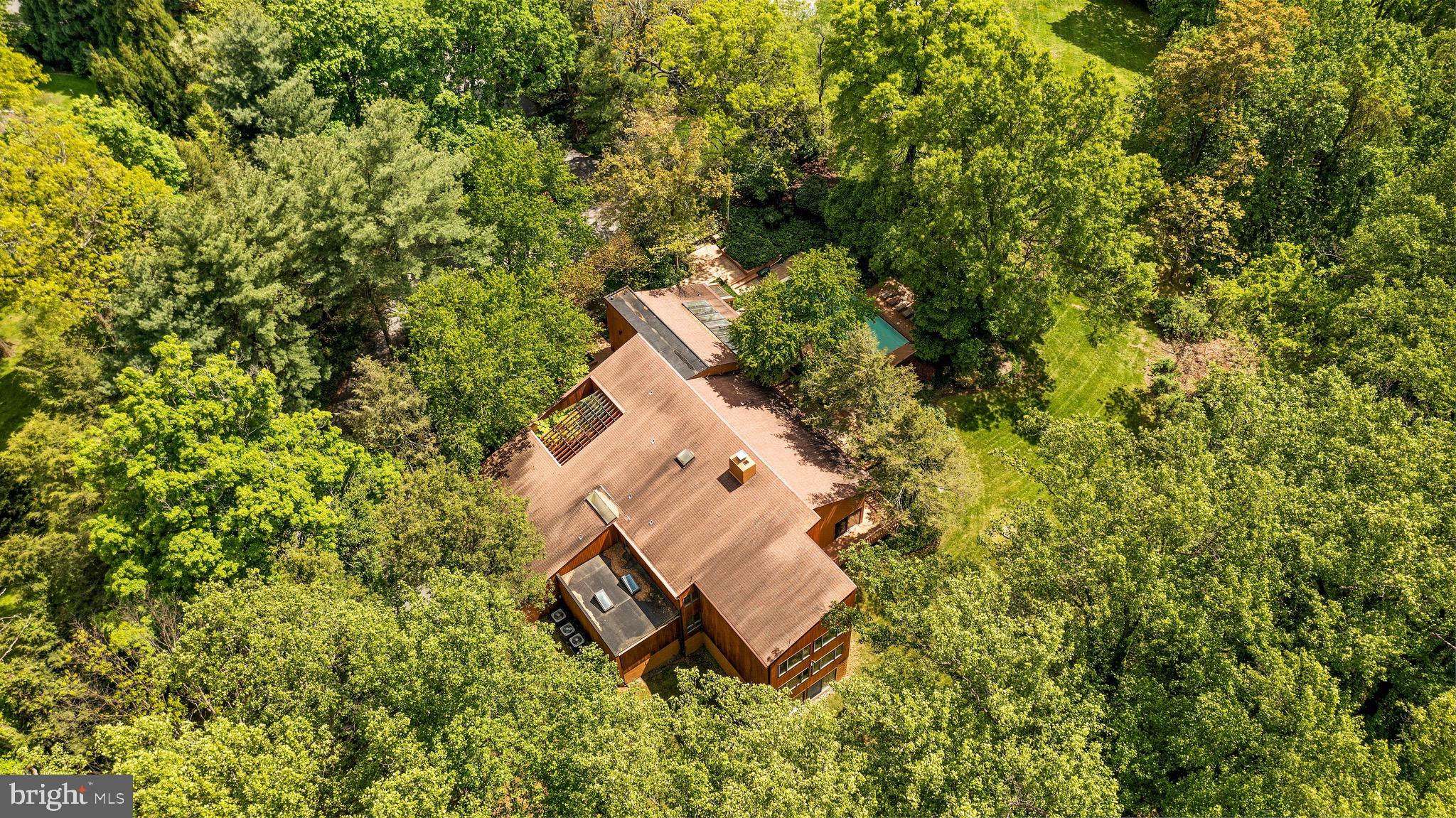 LEISURE HILL - Residential