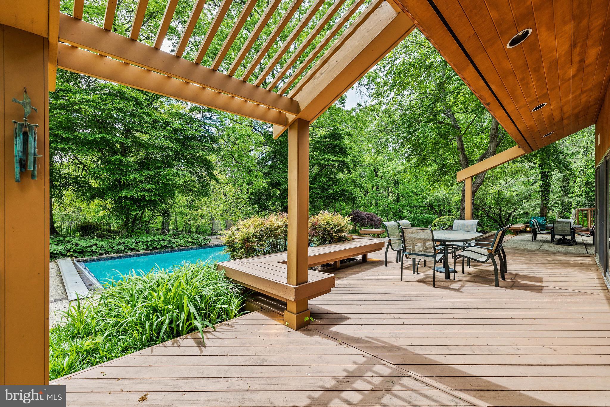 LEISURE HILL - Residential