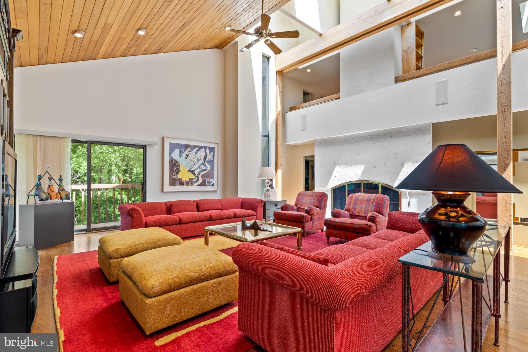 LEISURE HILL - Residential