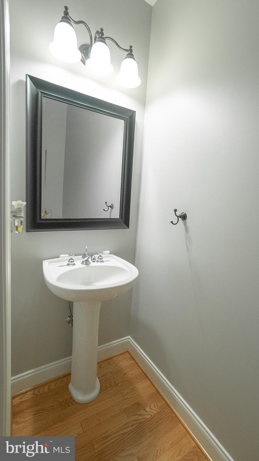 SOUTH RIDING - Residential Lease