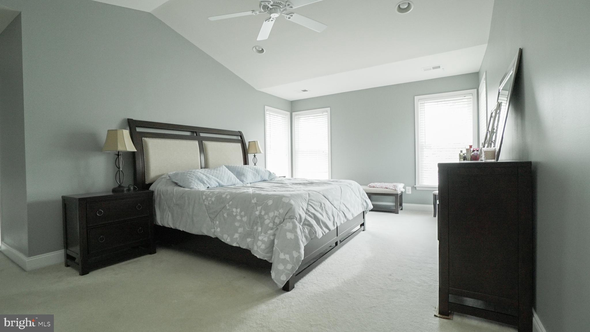 SOUTH RIDING - Residential Lease