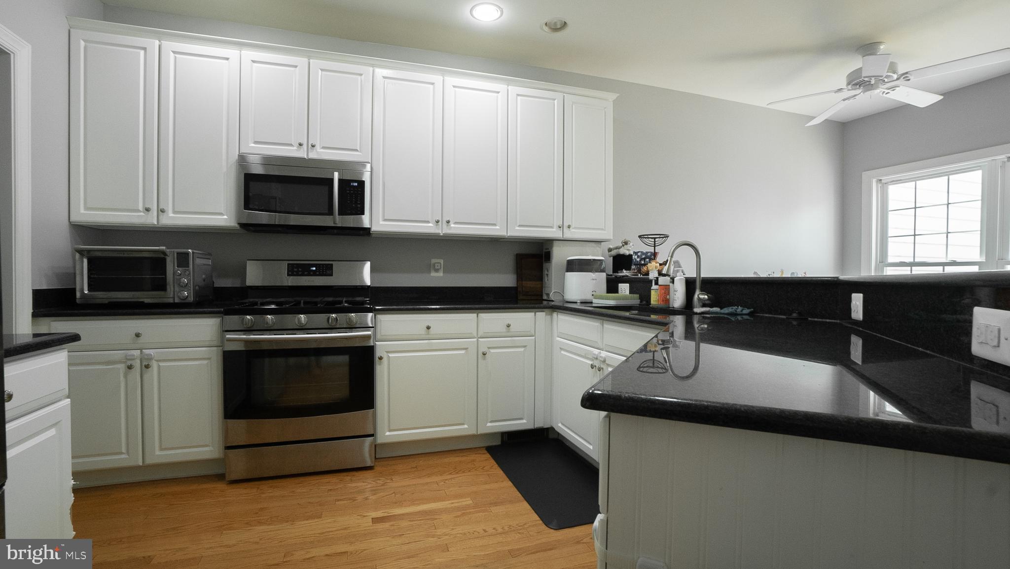 SOUTH RIDING - Residential Lease