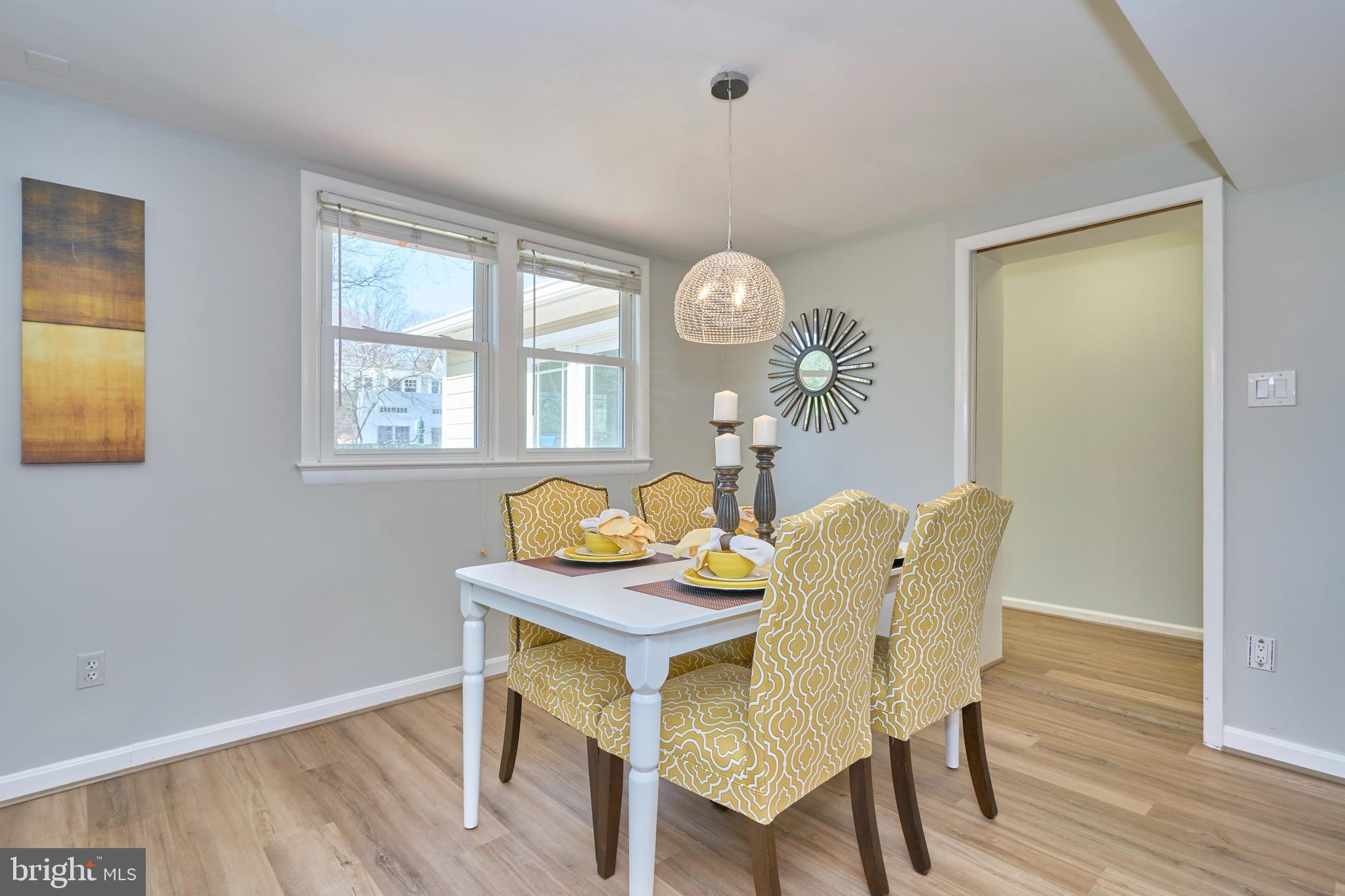 WAYNEWOOD - Residential